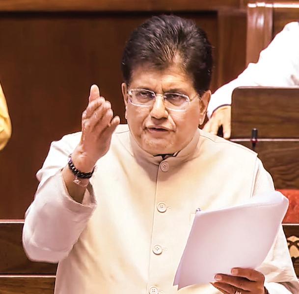 அமெரிக்கா வரி விதிப்பு: மத்திய அரசு தீவிர ஆலோசனை