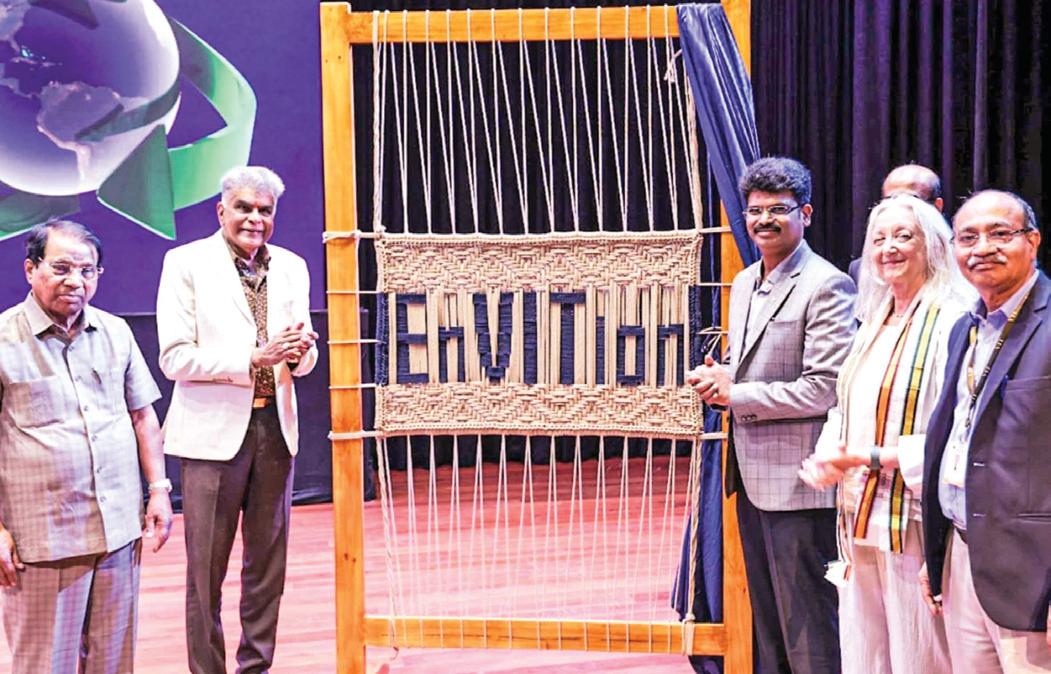 சென்னை விஐடி-யில் ஆடை வடிவமைப்பு போட்டிகள்