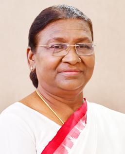 தொடர்ந்து புதிய உச்சங்களை எட்டி வரும் பெண்கள்