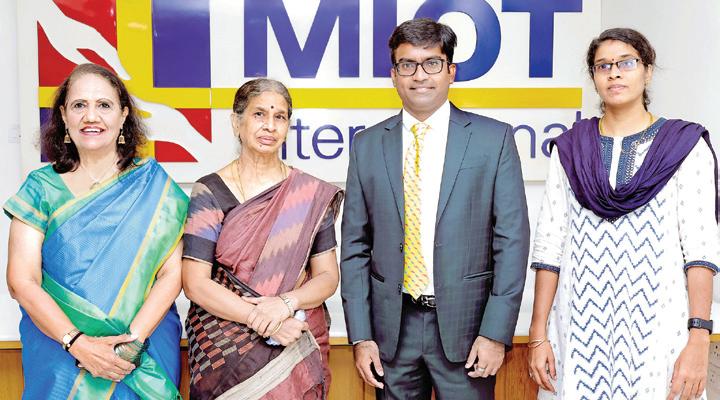 பெண்ணின் வாய்க்குள் உருவான கட்டி: ரோபோடிக் சிகிச்சையில் அகற்றம்