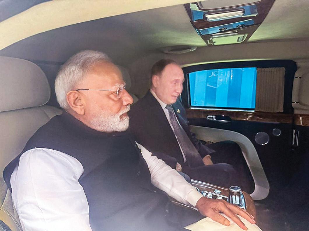 உக்ரைன் போரை நிறுத்த வேண்டும்: புதினிடம் மோடி வலியுறுத்தல்