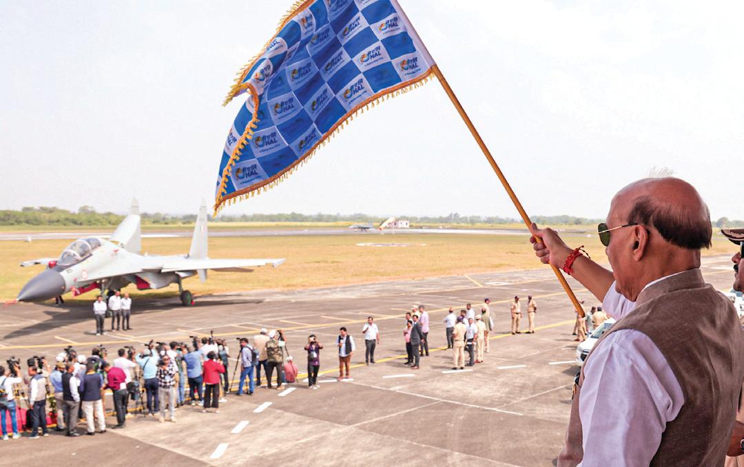 உள்நாட்டு ராணுவத் தளவாட உற்பத்தியை 100% உயர்த்துவதே இலக்கு: ராஜ்நாத் சிங்