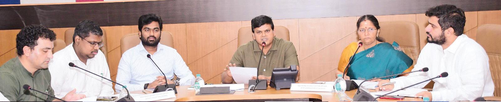 எஸ்ஐஆர் படிவம் நிரப்புவதில் குழப்பம்: தீர்வுகாண அரசியல் கட்சியினர் வலியுறுத்தல்