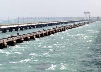 ராமேசுவரத்தில் தொடர் மழை