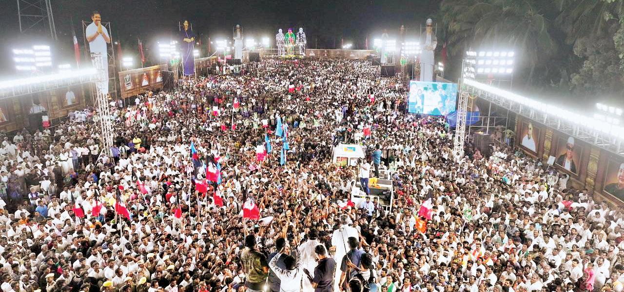 விவசாயிகளுக்கு ஆண்டில் இருமுறை நிவாரணம் அளித்தது அதிமுக அரசு