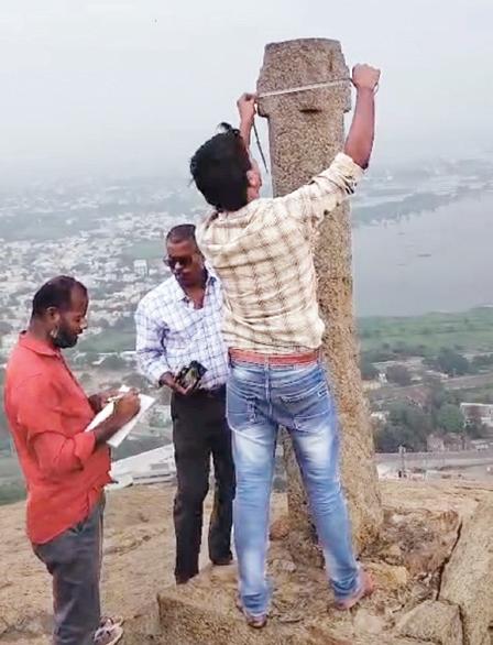 திருப்பரங்குன்றம் மலையில் தமிழக தொல்லியல் துறையினர் ஆய்வு