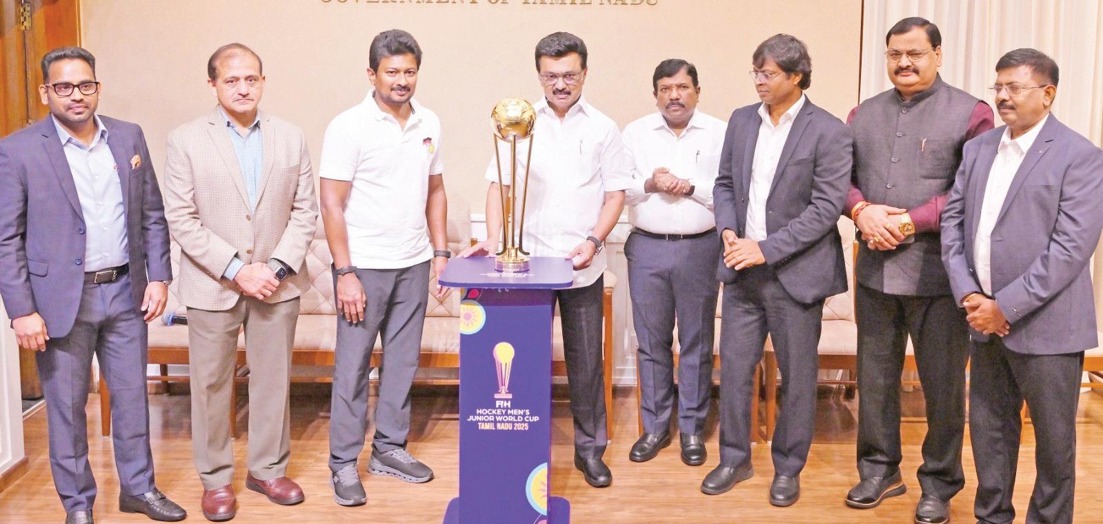 ஜூனியர் ஆடவர் ஹாக்கி உலகக் கோப்பை: அறிமுகம் செய்தார் முதல்வர் ஸ்டாலின்