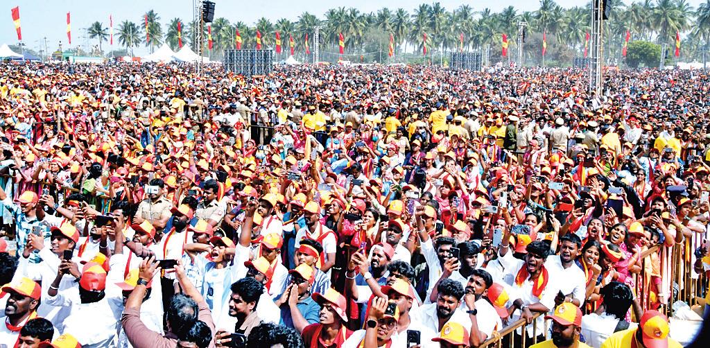 திமுகவை வீழ்த்த தவெகவால்தான் முடியும்: விஜய்