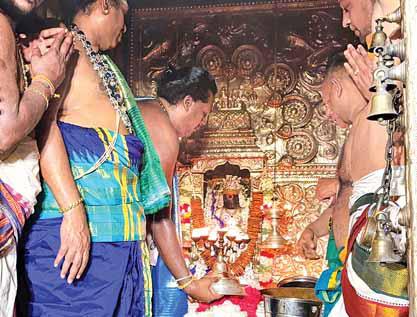 திருநள்ளாற்றில் சனிப்பெயர்ச்சி விழா