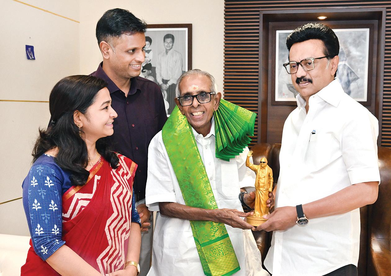 நூற்றாண்டு காணும் தியாகி லட்சுமிகாந்தன் பாரதிக்கு முதல்வர் வாழ்த்து