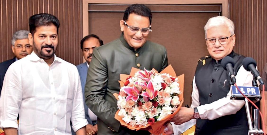 தெலங்கானா அமைச்சராக முகமது அசாருதீன் பதவியேற்பு