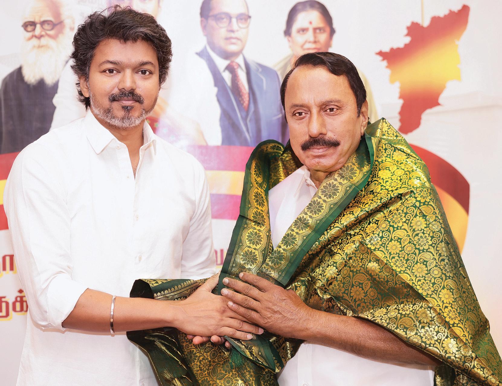 தவெகவில் இணைந்தார் செங்கோட்டையன்