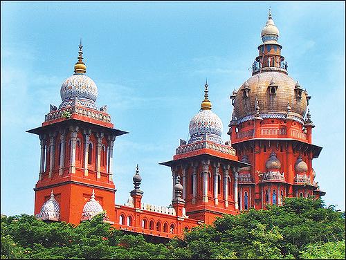 குழந்தைகளை ஒழுக்கமாக வளர்ப்பது தாயின் முக்கியக் கடமை