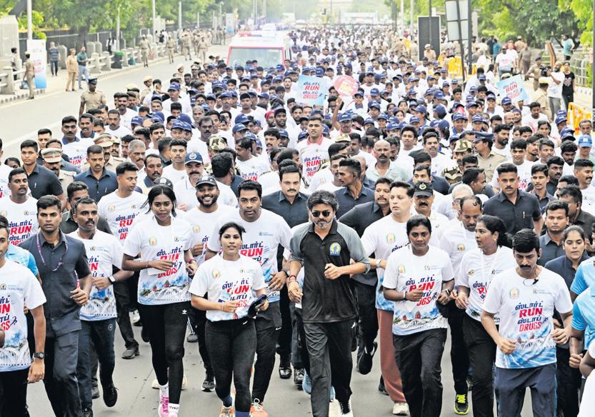 விழிப்புணர்வு ஓட்டத்தில் முதல்வர் விஜய் பங்கேற்பு