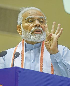 காவல் துறை மீதான மக்களின் பார்வை மாற்றப்படுவது அவசியம்