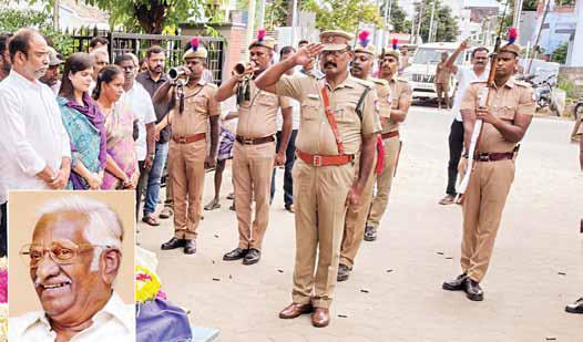 அரசு மரியாதையுடன் கவிஞர் புவியரசு உடல் தகனம்