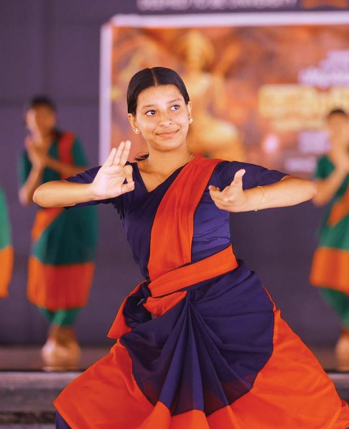 கதகளி ஆடும் இஸ்லாமியப் பெண்!