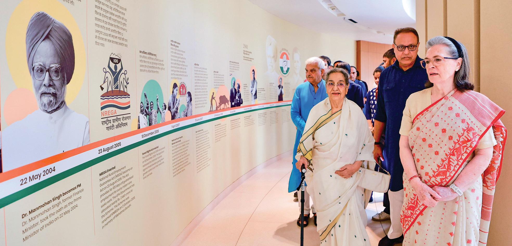 மன்மோகன் சிங் பிறந்த நாள்: பிரதமர், காங்கிரஸ் தலைவர்கள் மரியாதை