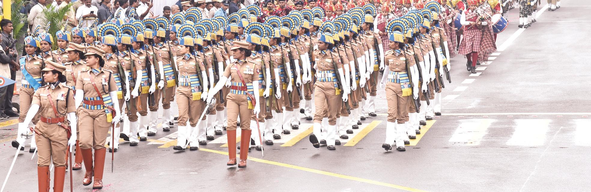 நவீனத்துடன் பாரம்பரியப் பெருமை