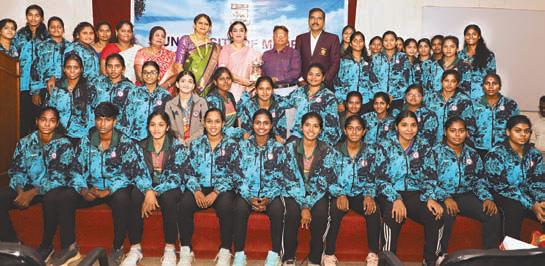 சென்னைப் பல்கலைக்கழக விளையாட்டு விருதுகள் வழங்கும் விழா