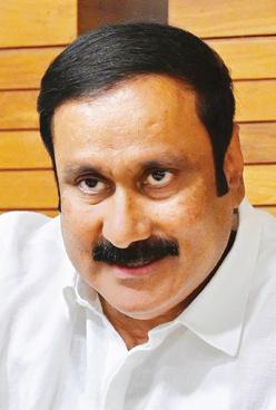 அரசுப் பள்ளி மாணவர் சேர்க்கையில் சாதனை என கூறுவது ஏமாற்றும் செயல்