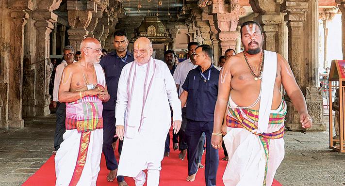 திருவானைக்காவல், ஸ்ரீரங்கம் கோயில்களில் அமித் ஷா வழிபாடு