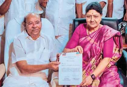 ராமதாஸின் பாமகவுடன் சசிகலா கட்சி கூட்டணி