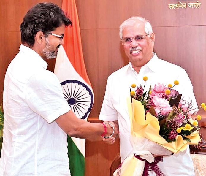 தவெக ஆட்சி அமைப்பதில் இழுபறி