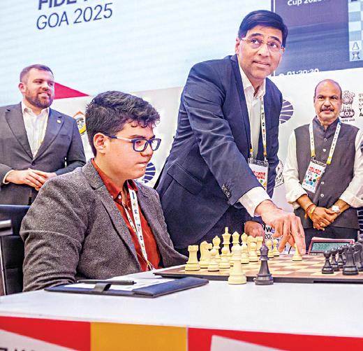 திவ்யா தேஷ்முக் வெளியேறினார் 2-ஆவது சுற்றில் பிரணவ், கார்த்திக்