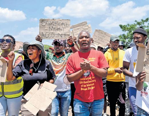 Rescuers bring out dead, survivors from SA mine, hundreds still trapped