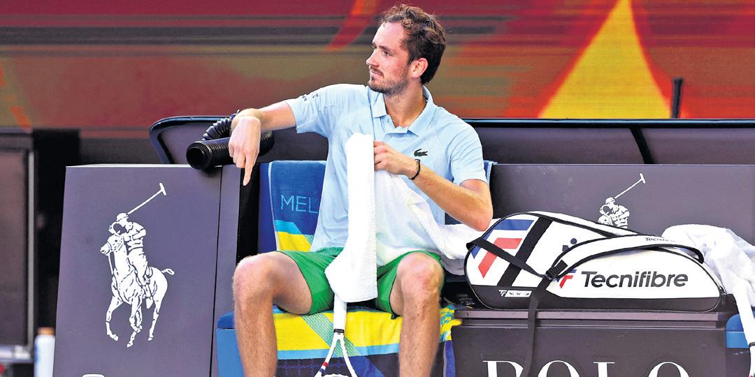 Fonseca in Melbourne stunner, Medvedev survives big scare