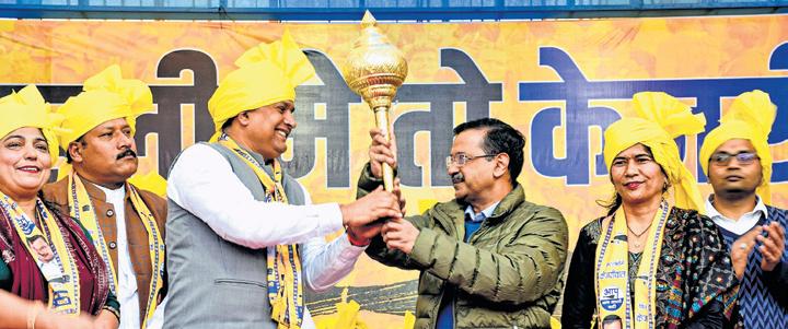 Kejriwal, BJP trade charges on law and order, corruption