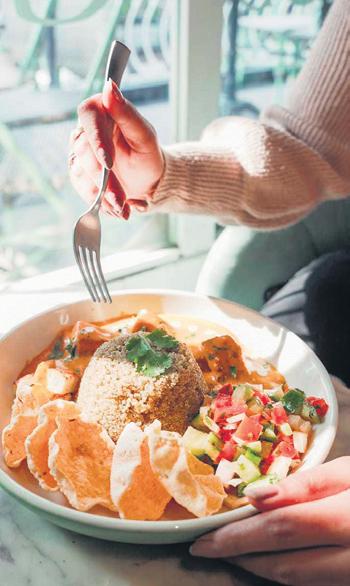 WINTER MORNINGS, WARM PLATES