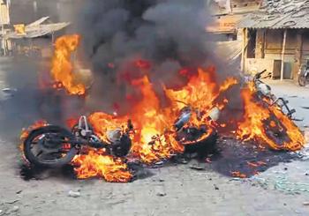 Now, Waqf Act protests spread to South Bengal