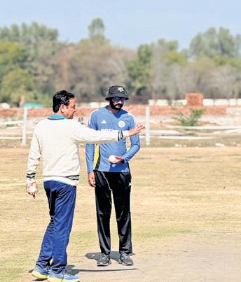 POWERPLAY BOWLER