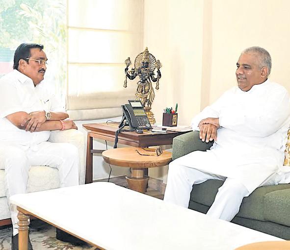 Patil-Yadav meet triggers Gujarat BJP top deck rejig amid hectic lobbying