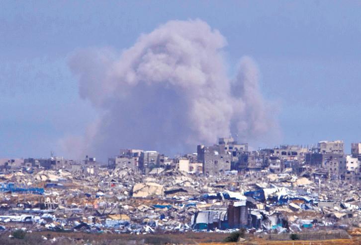 Strikes Across Gaza Kill 59 as Israel Plans to Ramp Up Its Campaign Against Hamas