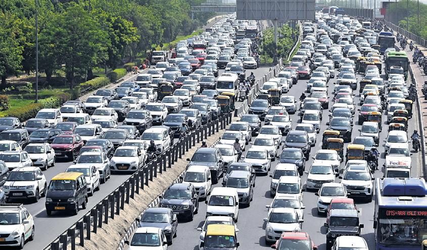 DAILY DRAMA OF HONKS, HUSTLE AND NO SPACE