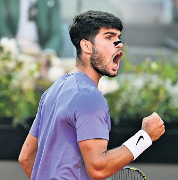 Alcaraz ends Sinner's run to win Italian Open