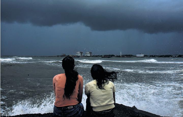 Red alert sounded in 11 Kerala districts