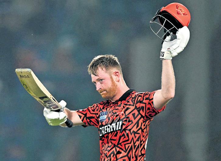 Klaasen century helps SRH finish on a high