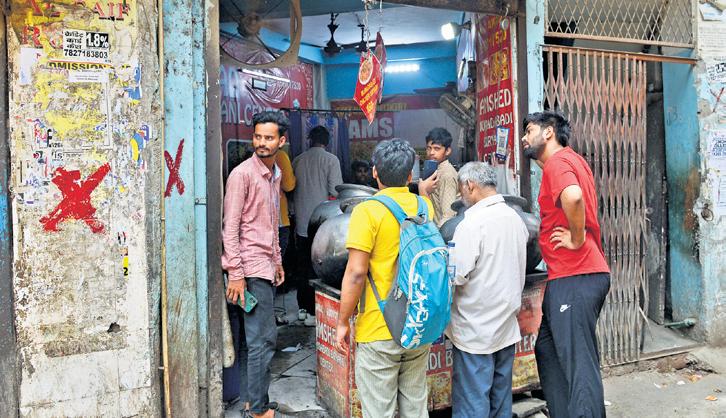 Fear in Okhla over demolition notice