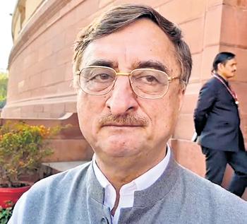 Cong MP seeks SC panel probe report