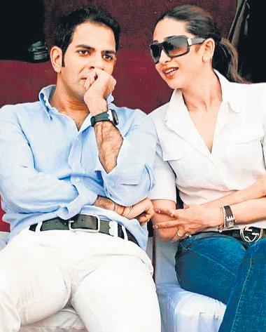 Karisma's ex-husband dies of heart attack