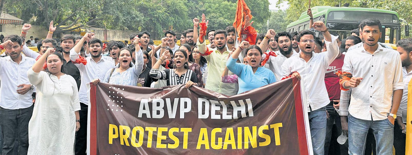 ABVP protest over attack on Kerala state secretary
