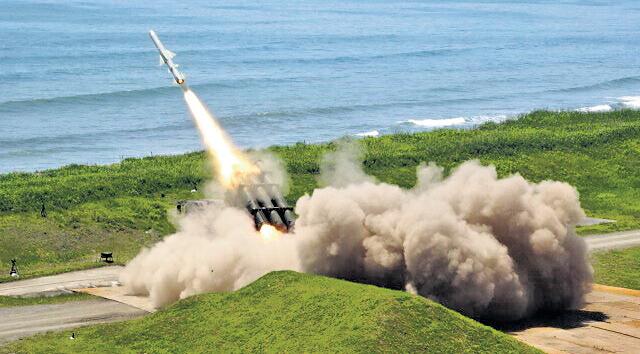 Japan Conducts 1st Missile Test on Own Territory as Part of Military Buildup