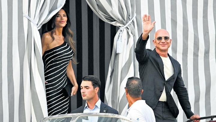 Bezos and Sanchez's Lavish Venice Wedding Stirs Buzz, Bling, and Backlash