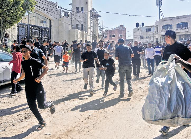 Hamas Open for Truce, Netanyahu Says No Deal
