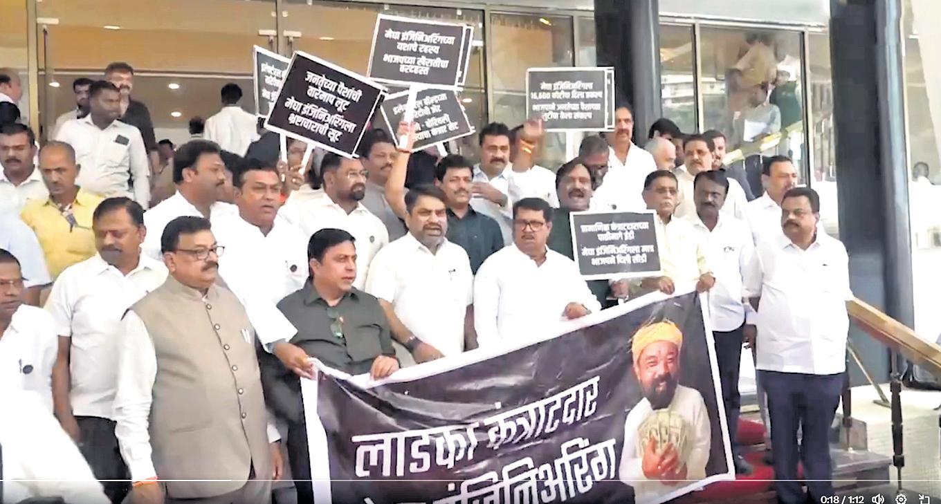 Maha face-off in House over farmer suicides, loan waiver