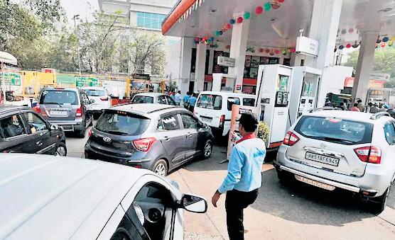 Fuel ban fizzles out, cameras off